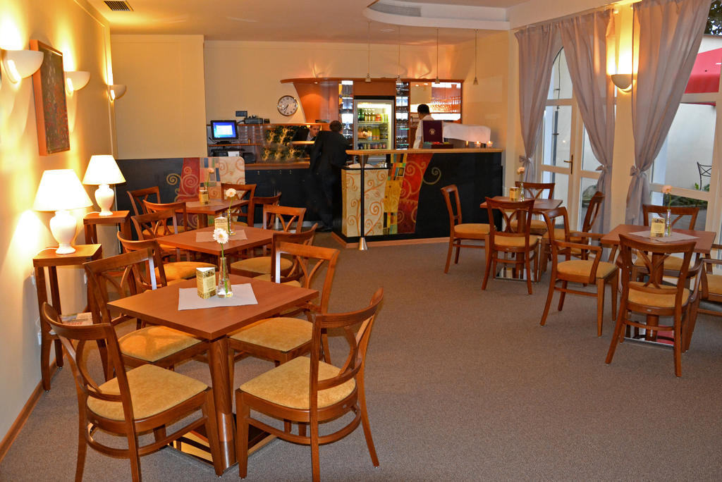 Hotel Havel Rychnov nad Kneznou Εξωτερικό φωτογραφία